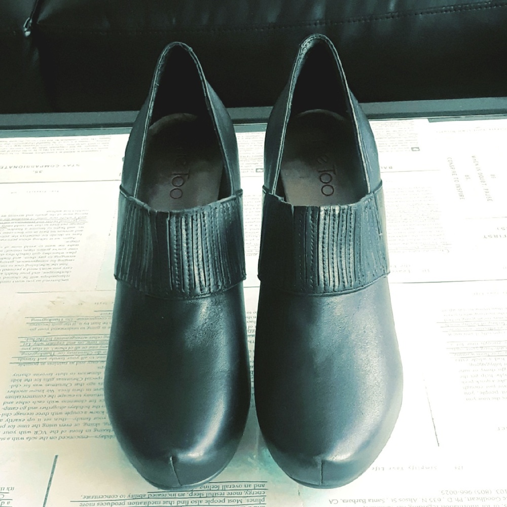 me too "Lexus" leather booties